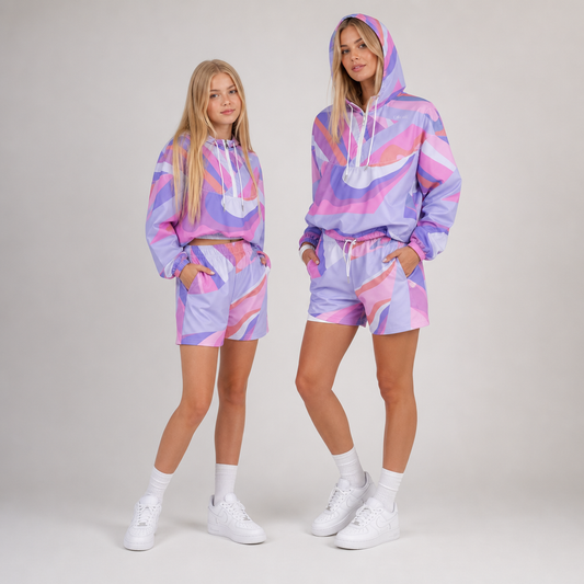 Don't miss out on your Violet Windbreaker today ! Instock